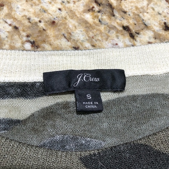 J. Crew 100% Merino Wool Camouflage Crewneck Sweater Small - Picture 5 of 7